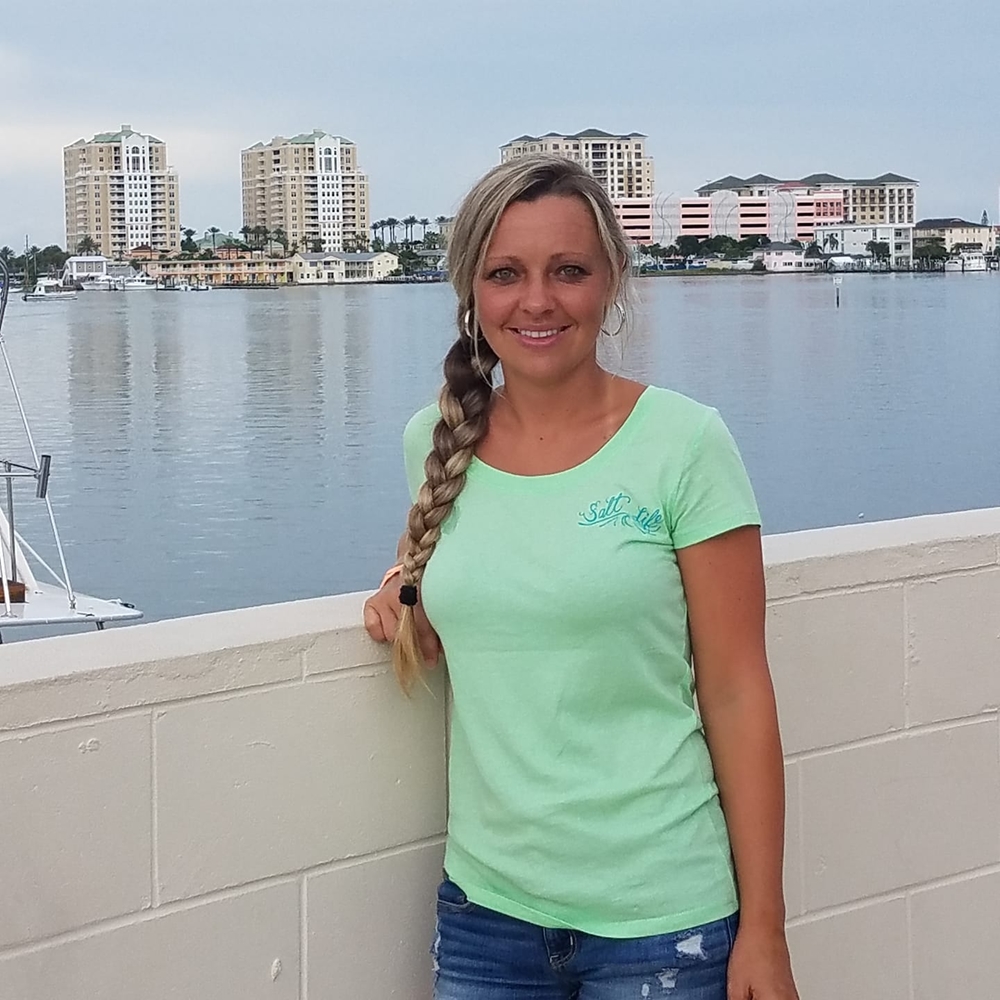 Meet your Posher, Laura